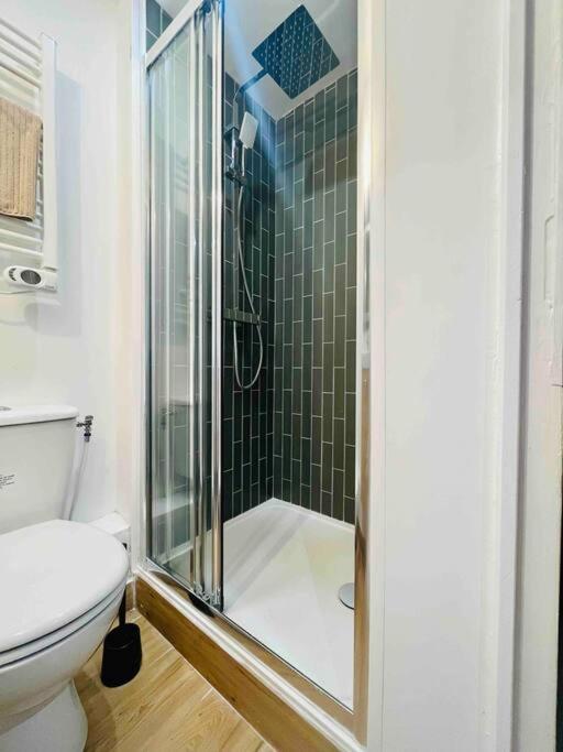 Ferienwohnung Les Orchidees Rouen Exterior foto